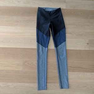 Outdoor Voices 7/8 Springs Leggings XS